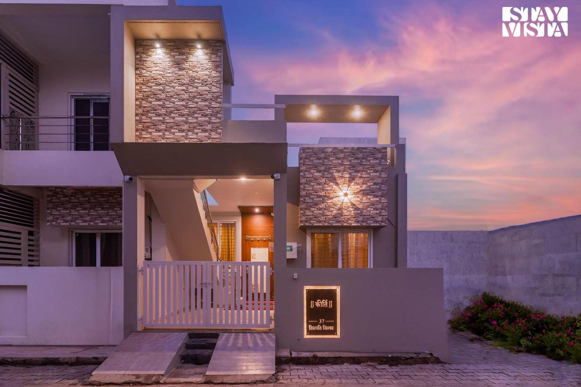 Stayvista'S Villa Orchid - 8 Min Away From Mahakaleshwar Удджайн Экстерьер фото